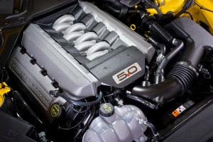 フォード マスタング エンジン（5.0 V8）