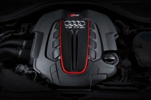 RS7に搭載されるV8 4.0L TFSIエンジン