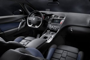 DSオートモビルズ DS5のインテリア