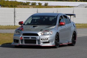 MITSUBISHI LANCER Evolution X