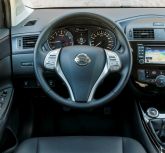 日産 パルサー ステアリング