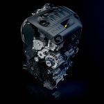 力強いトルクの2.0L BlueHDiエンジン