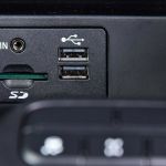 フォード レンジャー SYNC2 USB/ステレオミニジャック/SDスロット